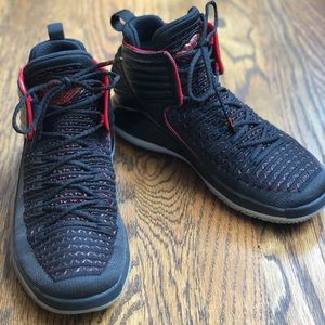 Boys Air Jordan Basketball Shoes